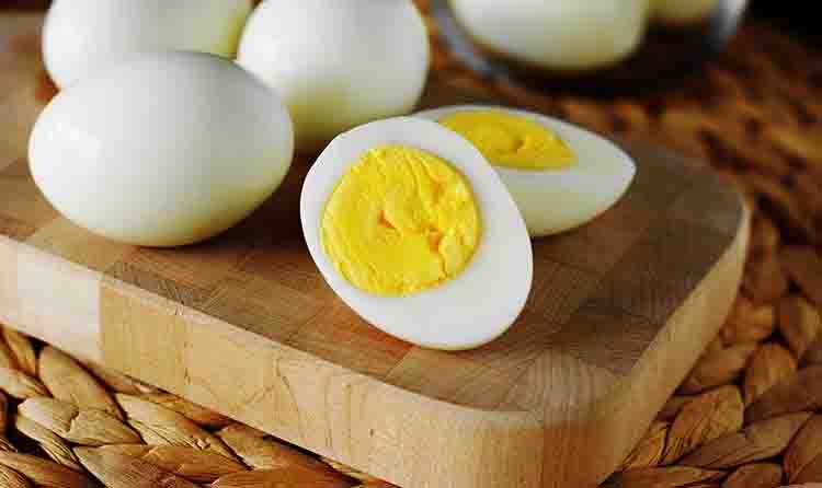 पुरुषों के लिए पैसे से ज्यादा जरूरी अंडे का पीला भाग