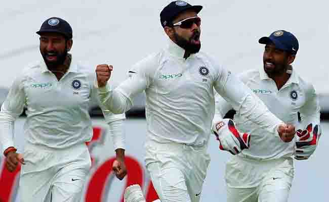 3IND vs SA: दूसरे टेस्‍ट में टीम इंडिया की प्‍लेइंग 11 से इन दो खिलाड़ि‍यों को हटाने पर सुनील गावस्‍कर ने उठाए सवाल..