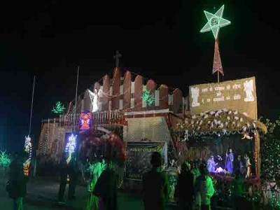 अलीगढ़ में हिंदू जागरण मंच ने क्रिसमस न मनाने की दी धमकी