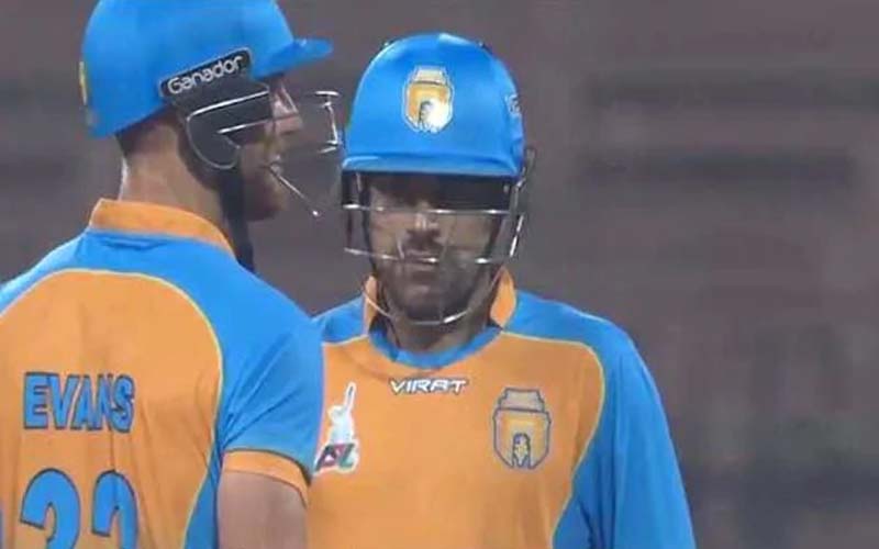 रहस्यमयी गेंदबाज राशिद खान ने की छक्कों की बरसात, एक ओवर में जड़ दिए 28 रन...