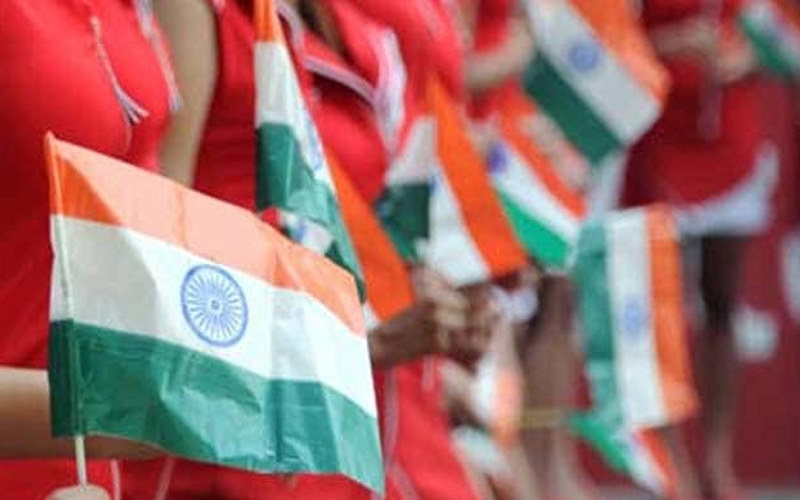 स्‍वतंत्रता दिवस 2018: देशभक्ति के वो 10 मैसेज, जिन्हें Facebook और WhatsApp पर जरूर भेजते हैं भारतीय