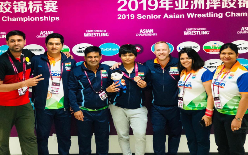 दिव्या और मंजू ने एशियाई कुश्ती चैम्पियनशिप में दो कांस्य पदक जीते