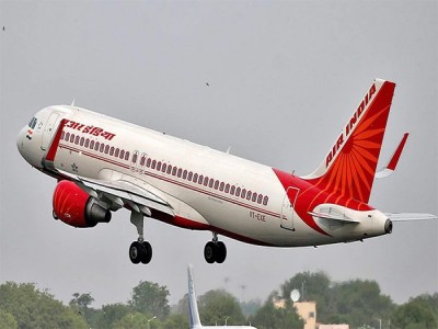 एयर इंडिया की फ्लाइट में महिला पर पेशाब करने वाले आरोपी यात्री की हुई पहचान