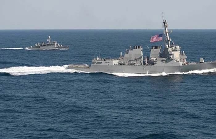 साउथ चाइना सी में अमेरिका के जंगी जहाज भेजने से घबराया चीन
