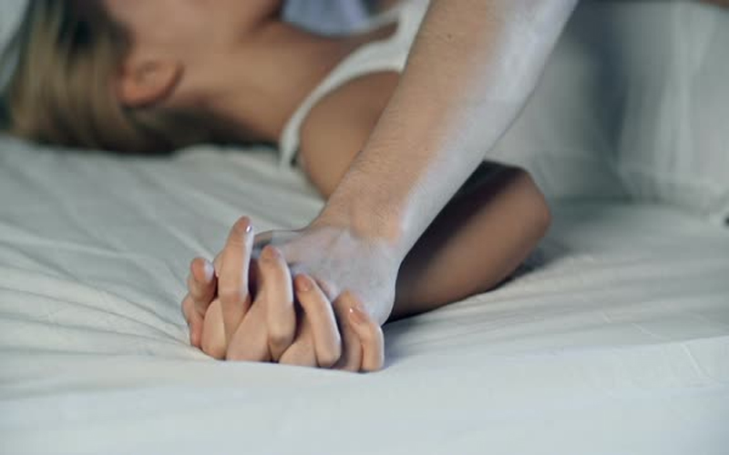 नुकसान से ज्यादा आपको 6 बड़े फादले देता है सेक्स करना