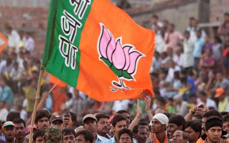 विधानसभा चुनाव: हरियाणा में खट्टर, महाराष्ट्र में फड़णवीस होंगे BJP के CM उम्मीदवार- सूत्र
