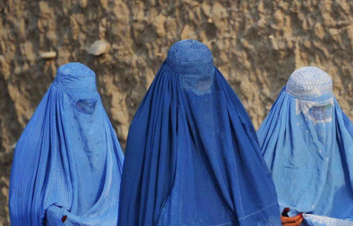 तालिबान के नए नियम; महिलाएं नहीं निकलेंगी अकेले, पुरुषों को रखनी पड़ेगी दाढ़ी 