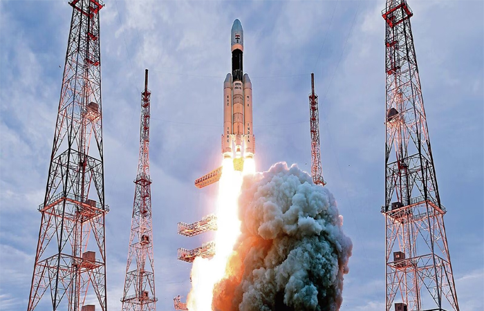 चंद्रयान-3 बढ़ाएगा देश की शान! अब चांद के आसपास भारत के 3 स्पेसक्राफ्ट हैं एक्टिव