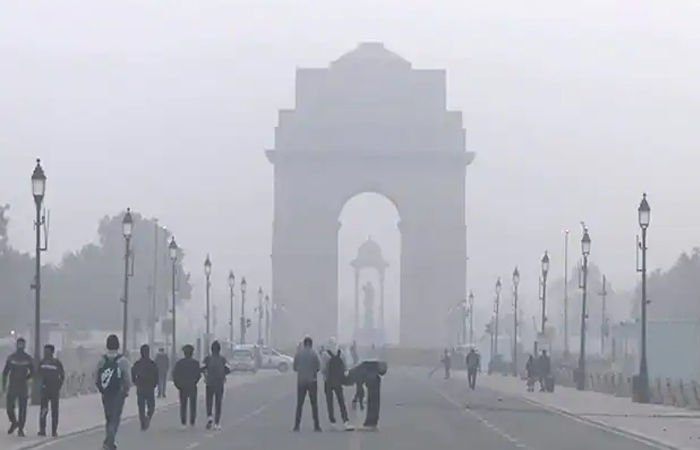 दिल्ली में ठंड से अभी नहीं मिलेगी राहत