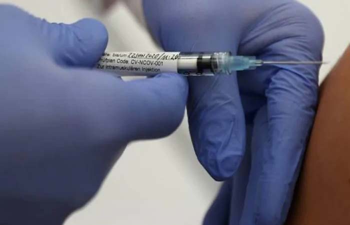 COVID-19 Vaccine Update: कोरोना वैक्सीन के लिए भारत ने दिया 600 मिलियन खुराक का प्री ऑर्डर