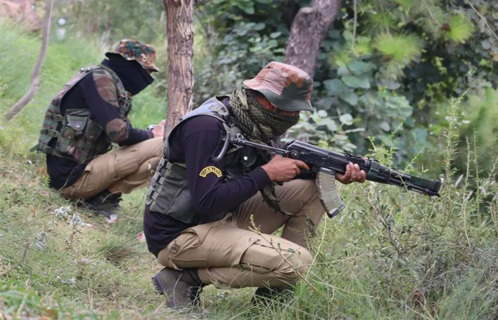 जम्मू-कश्मीर के कुपवाड़ा एनकाउंटर में 5 आतंकवादी ढेर