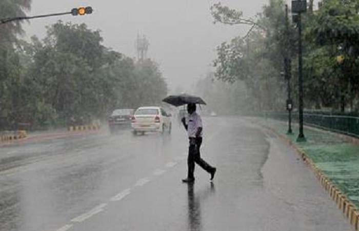 सावधान! मौसम विभाग ने दी दिल्लीवालों को चेतावनी, 29-30 जुलाई को हो सकती है मूसलाधार बारिश