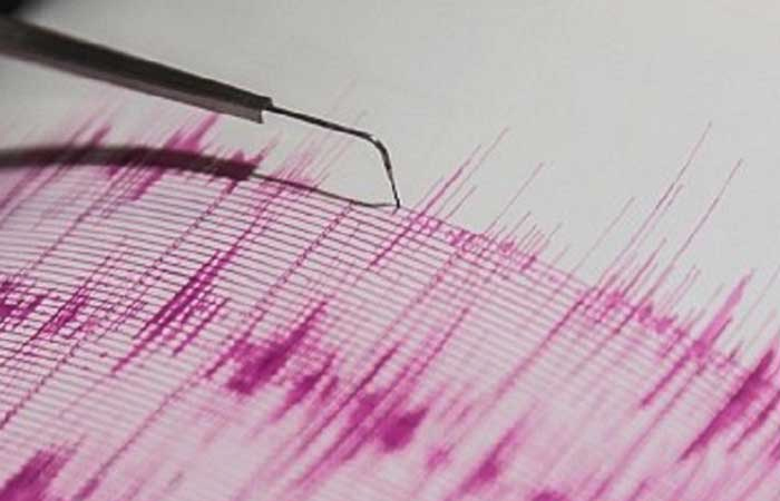दिल्ली-NCR में भूकंप के तेज झटके, 3.4 मापी गई तीव्रता