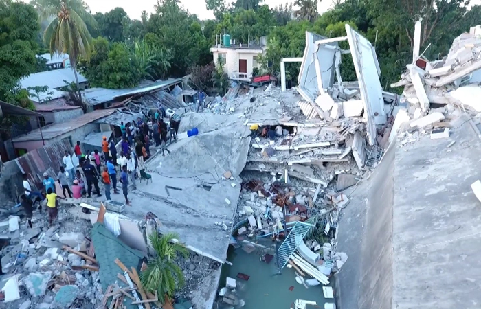 हैती में भूकंप में मारे गए लोगों की संख्या 2000 के करीब