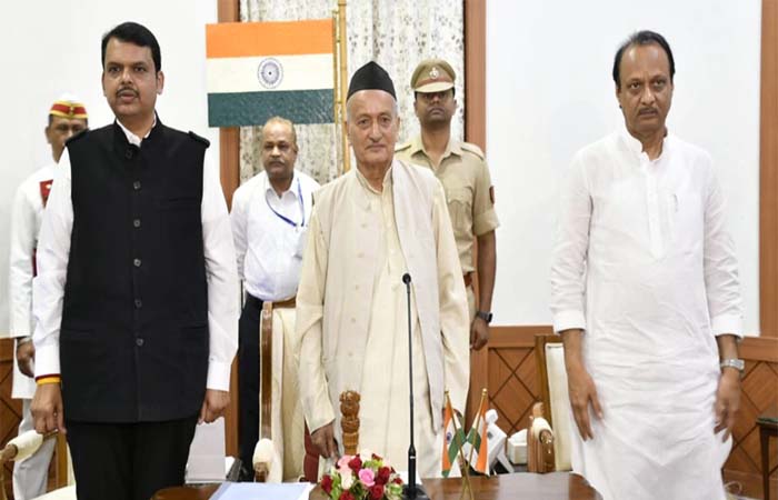 महाराष्ट्र: BJP नेता देवेंद्र फडणवीस ने दोबारा ली मुख्यमंत्री पद की शपथ