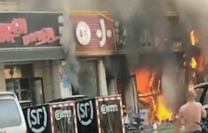 चीन के रेस्तरां में भयंकर विस्फोट, जिंदा जलकर 31 की मौत