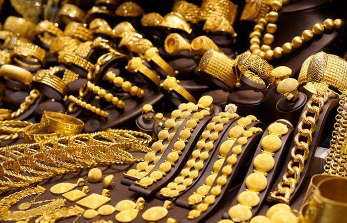 Gold Prices: फिर फिकी हुई सोने की चमक, जानें क्या है आज के दाम