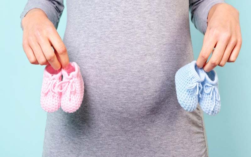 7 तरीकों से पता किया जाता है गर्भवती महिला के गर्भ में लड़का है या लड़की?