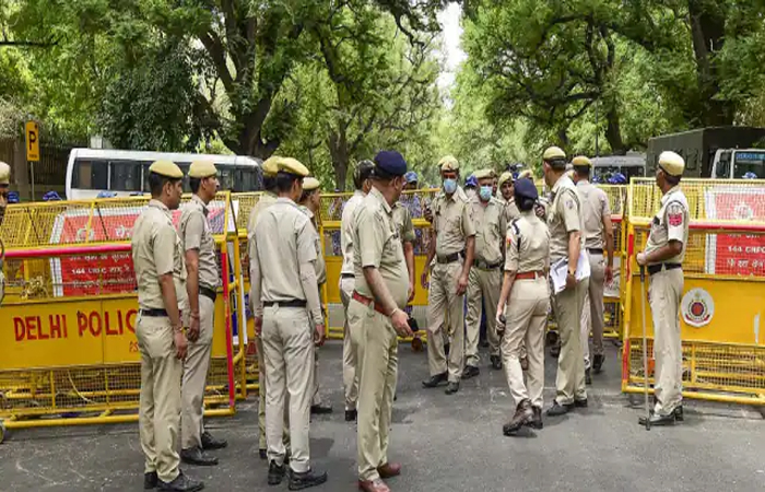 किसान गर्जना रैली Update : सेंट्रल दिल्ली के इन रूटों पर डायवर्जन तो कई मार्ग बंद