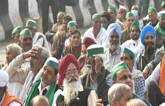 Farmer Protest PIPLE: दिल्ली-चंडीगढ़ हाईवे पर 30 किलोमीटर लंबा जाम