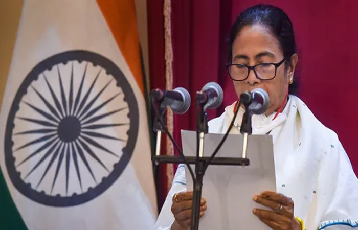 Mamata Banerjee cabinet: दीदी के ने किया मंत्रिमंडल विस्तार, 43 टीएमसी नेताओं ने ली मंत्री पद की शपथ