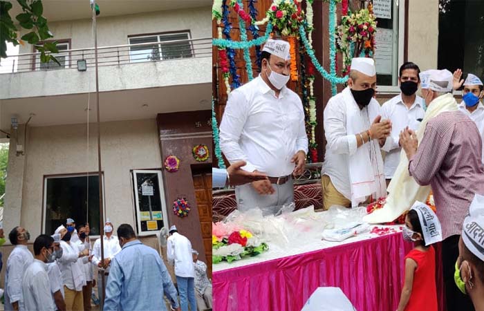 तिमारपुर विधानसभा वार्ड नं. 13 मल्का गंज में स्वतंत्रता दिवस पर किया विधायक दिलीप पांडे ने बुजुर्गो को सम्मानित