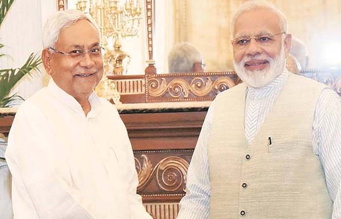 Bihar Election Result 2020: PM मोदी के सहारे बिहार में फिर लहरा नीतीश का झंडा