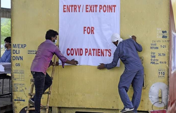 Coronavirus: रेलवे ने तैयार किए 4002 कोविड कोच