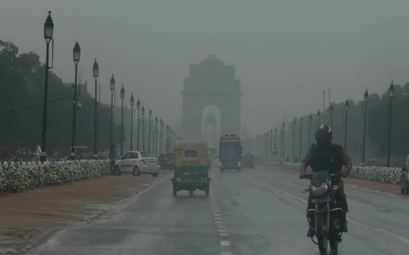 मौसम : दिल्ली-NCR समेत इन राज्यों में बारिश और ओले गिरने के आसार
