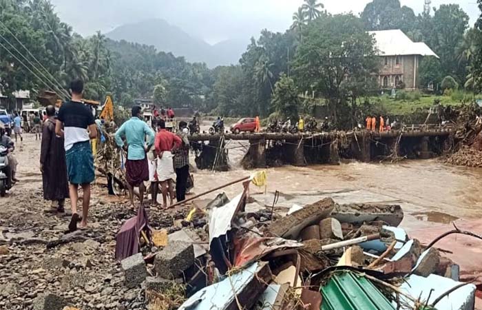 Kerala Rains: केरल में अब तक 24 की मौत, 10 बांधों के लिए रेड अलर्ट