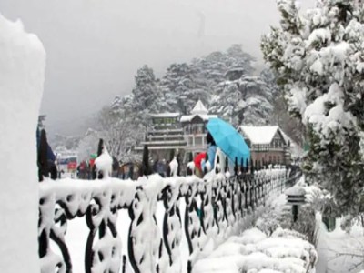 हिमाचल में बर्फबारी से लेह-मनाली हाईवे बंद