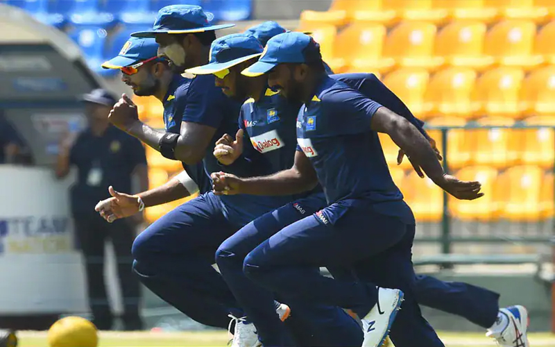 बायो बबल तोड़ने पर श्रीलंका के 3 खिलाड़ियों पर लगा बैन