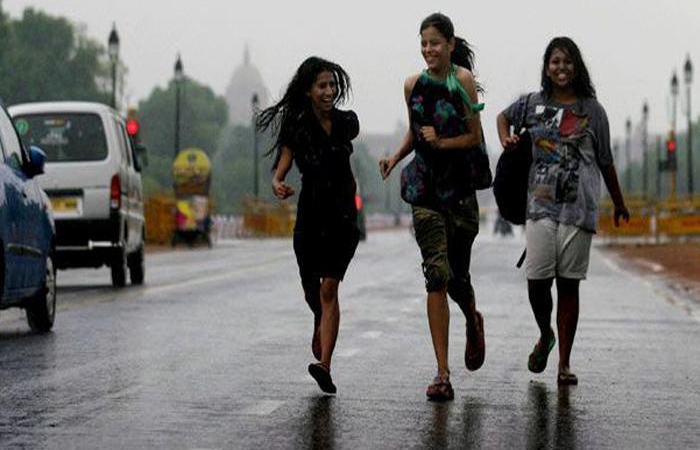 उत्तर भारत को मिली लू से राहत, तापमान 3-4 डिग्री सेल्सियस गिरने का अनुमान