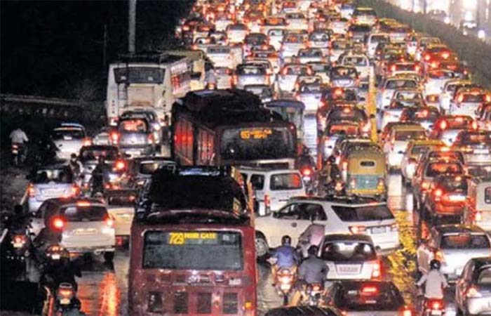 Delhi Traffic Alert: भारत बंद के चलते कई रूट बंद, जानें ट्रैफिक पुलिस की एडवायजरी
