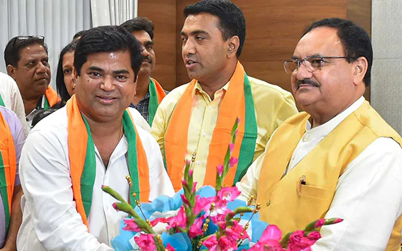 गोवा में कांग्रेस के 10 विधायकों के शामिल होने पर बीजेपी नेता खुश