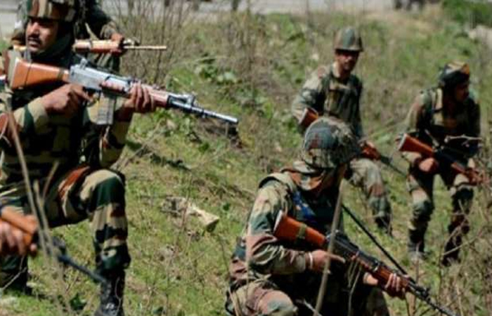 कश्मीर में घुसपैठ की फिराक में 200 पाकिस्तानी आतंकी