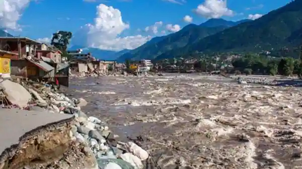 हिमाचल के कुल्लू में फिर फटा बादल, 1 शख्स की मौत और 3 घायल