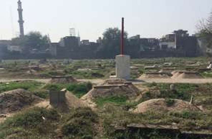 Covid19 : पाकिस्तान में शवों को दफनाने के लिए 80 एकड़ में बनाया नया कब्रिस्तान